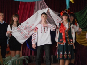 "Мандрівка українськими традиціями"