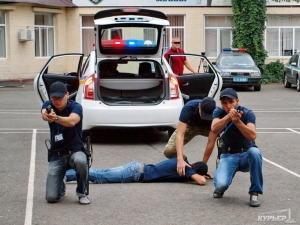 Саакашвілі в багажнику: губернатор взяв участь у навчаннях поліції