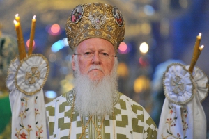 Рада попросила у Константинопольского патриарха автокефалию для украинской церкви