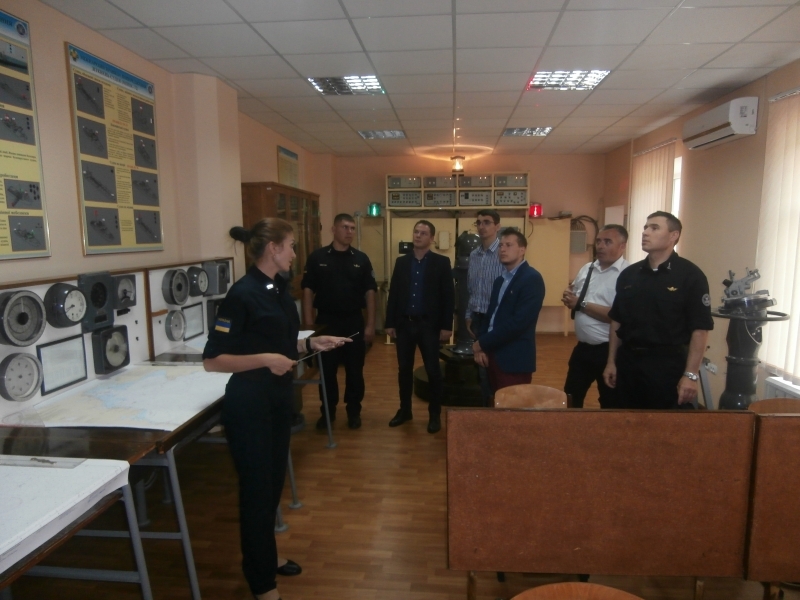 Украинские моряки-пограничники поделились опытом с коллегами из Румынии