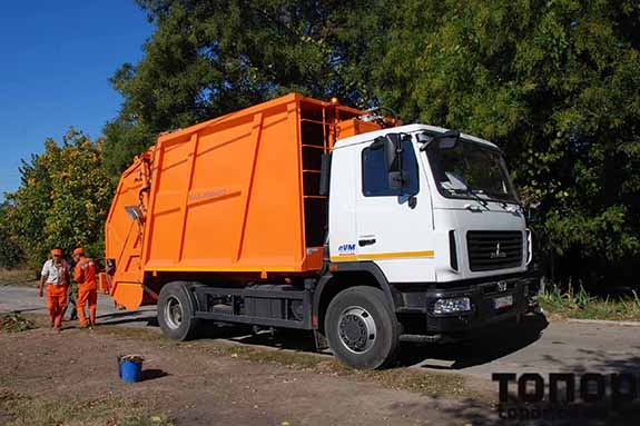 В Болграде возобновилась цивилизованная уборка мусора