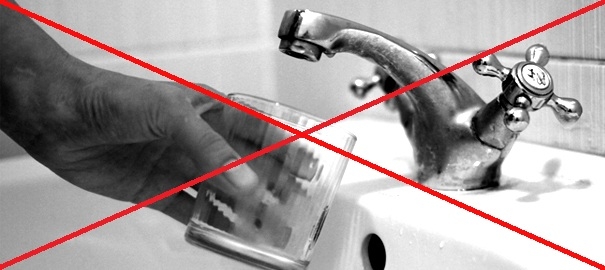 В шести районах Одесской области нельзя пить воду из-под крана