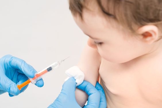 Ученые разрушили миф о вреде вакцины против кори, краснухи и паротита