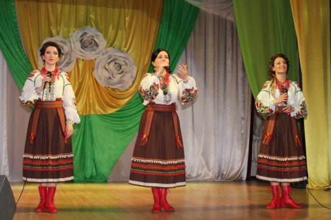 Фееричный концерт в нашем Дворце культуры от "Берегини" и "Придунавья"