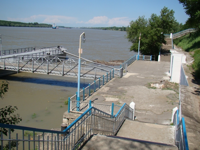 В Рени началось благоустройство набережной вдоль Дуная. Без берегоукрепления
