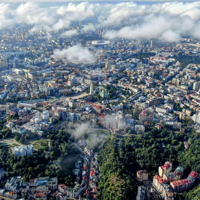 От глубин метро к полету птиц: ТОП красивых фотографий Киева в Instagram