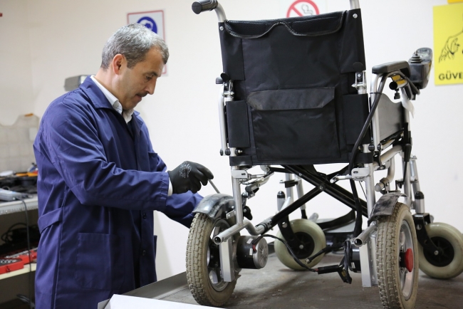 В Украине создадут новый электронный каталог средств реабилитации для людей с инвалидностью