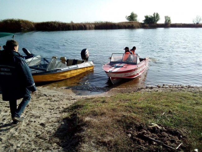 В акватории Дуная водолазы ищут рыбака