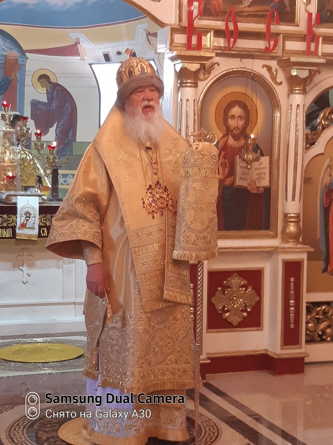 Мощи чудотворца в Свято-Николаевском храме