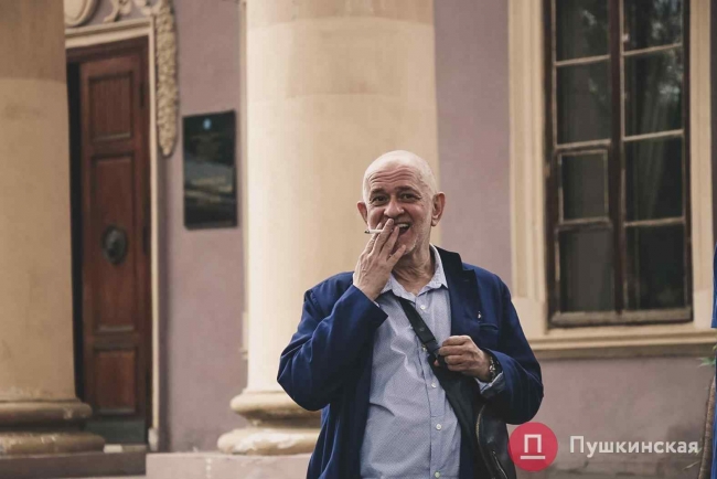 Директора одесского художественного музея снова «уволили»