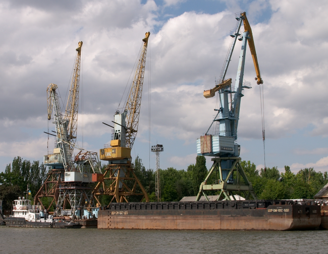 В январе-мае порт «Усть-Дунайск» сократил грузооборот в 3,4 раза