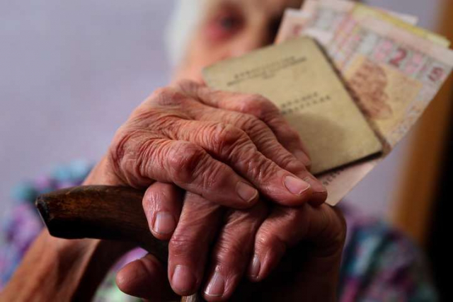 1 апреля в Украине в последний раз повысят пенсионный возраст для женщин – с 59,5 до 60 лет