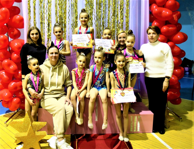 Копилка достижений измаильских гимнасток пополнилась шестнадцатью медалями!