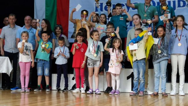 Юные измаильские шахматисты отлично сыграли в Болгарии!