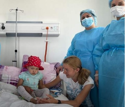 У Львові успішно провели першу трансплантацію кісткового мозку дитині