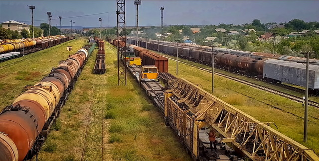 З 25 березня вантажні потяги поєднають Молдову та південь Одещини