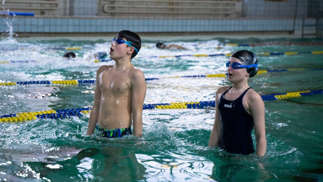"Дивилися косо". Як в Україні розвивається чоловіче артистичне плавання і чи має олімпійські перспективи