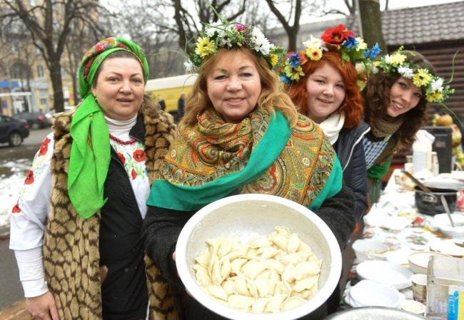 Масниця 2024 - українські традиції та дати свята