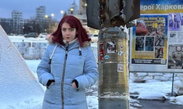 Історія дівчини, яка вибралась з окупованого Донбасу: "Я перейшла на українську, щоб не поїхати дахом"