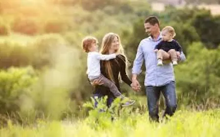 Двоє дітей - дві відпустки: як батько й мати можуть доглядати малюків одночасно