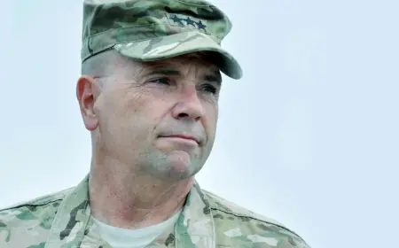 Ідея, що путін погодиться на створення демілітаризованої зони - це фантазія, росіяни заповнять її миттєво, - генерал Ходжес