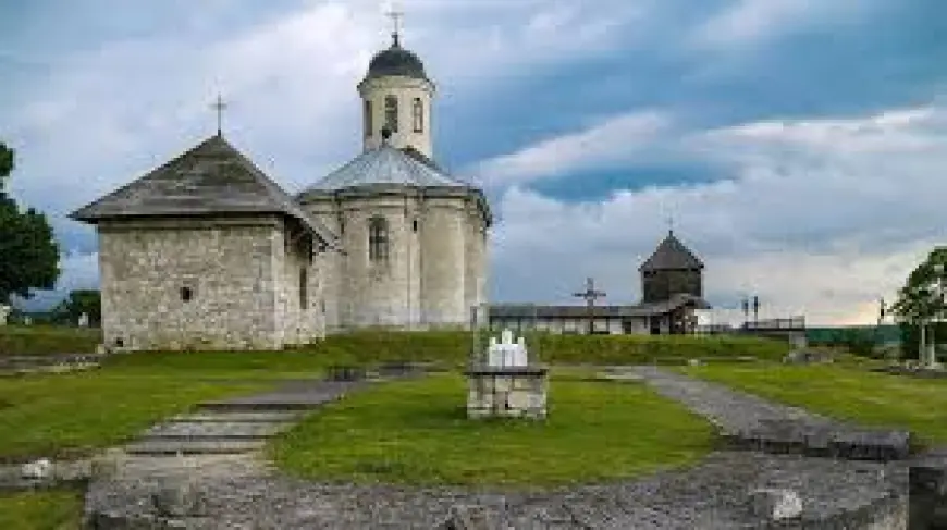 Чи була насправді перенесена Київська митрополія на терени Залісся?