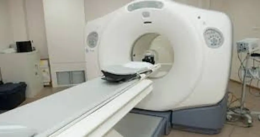 У МОЗ усі на вухах: чому в Україні майже зникла рання діагностика раку та скільки потрібно установок ПЕТ-КТ для всього населення