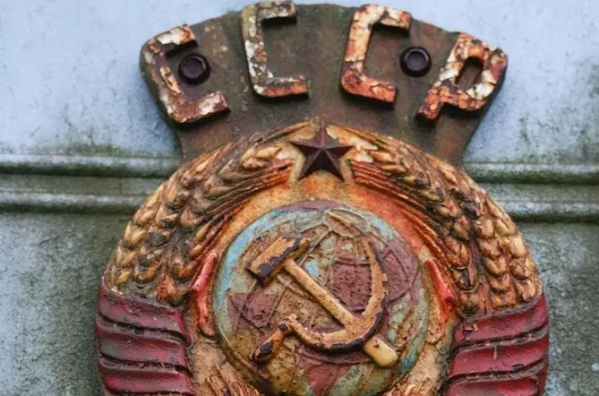 Різдвяний подарунок світу – 34 роки без СРСР: чому мрія путіна про нову імперію приречена на провал