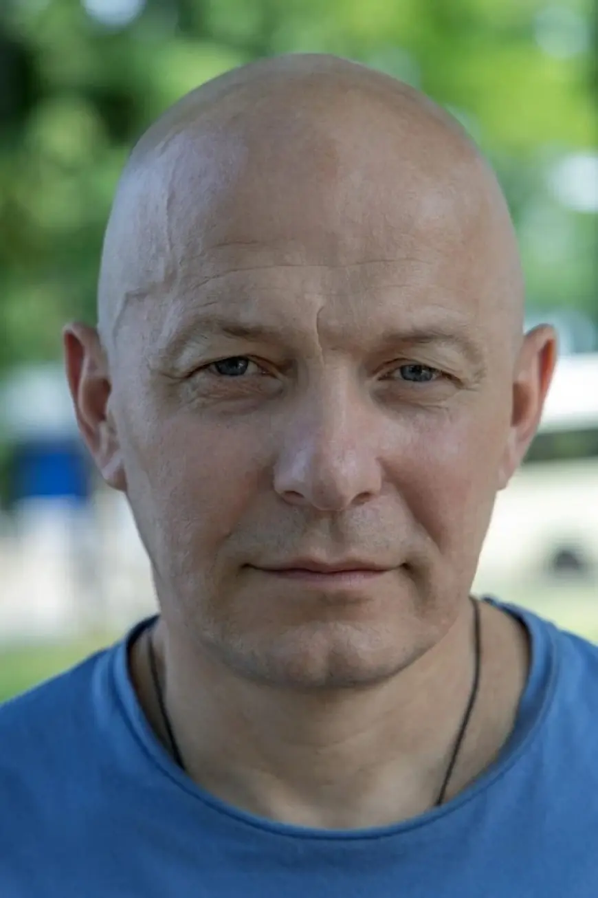 Коридор смерті й молитви між тортурами. Життя єдиного капелана "Азовсталі", який 3 роки був у полоні