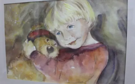 Быть женщиной и жить любя, светить и озаряться светом: волшебство таланта художниц и мастериц Придунавья на весенней выставке