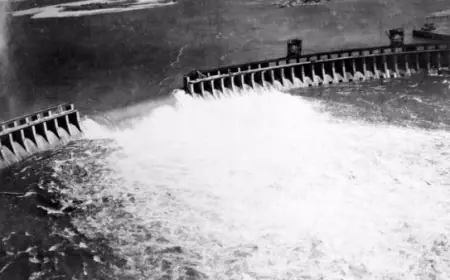 Уроки історії. Хто і навіщо підривав ДніпроГЕС у Другу світову та як її відновлювали