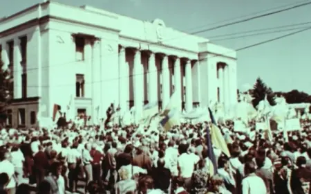 "Читай, або задушу". Чому Незалежність України могла не відбутися