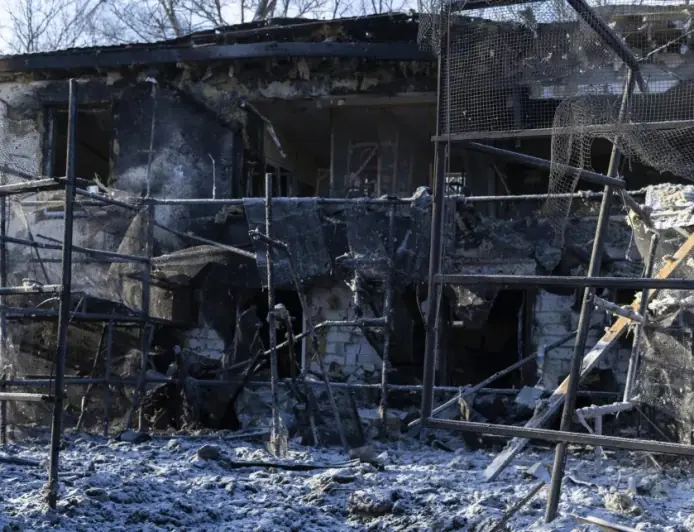 росія вдарила авіабомбою по беззахисним тваринам Фельдман Екопарку