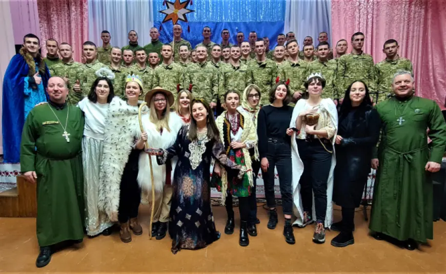 Рождественское представление "Вертеп" было показано специально для пограничников, морской охраны и нацгвардейцев