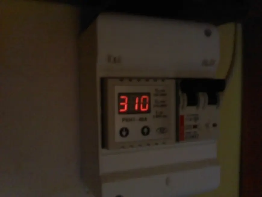 Скачки электроэнергии: кто виноват и что делать?