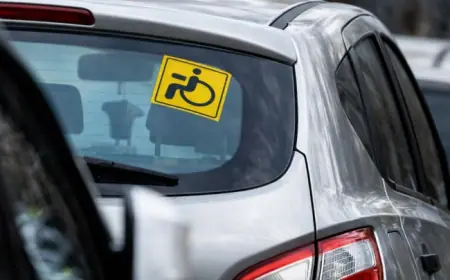 Спецзнак на авто стане обов’язковою умовою для пільг водіям з інвалідністю — Кабмін пропонує змінити правила