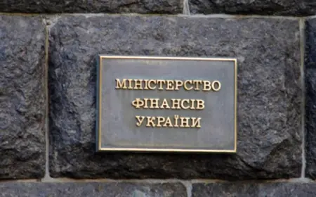 Кабмін змінив порядок казначейських видатків у воєнний стан: скринінги 40+, стоматологія та правнича допомога