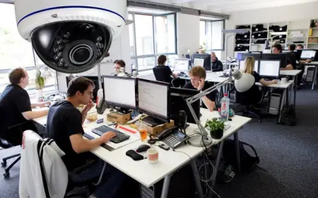 Проєкт Трудового кодексу легалізує відеоспостереження на робочому місці та моніторинг кореспонденції працівника