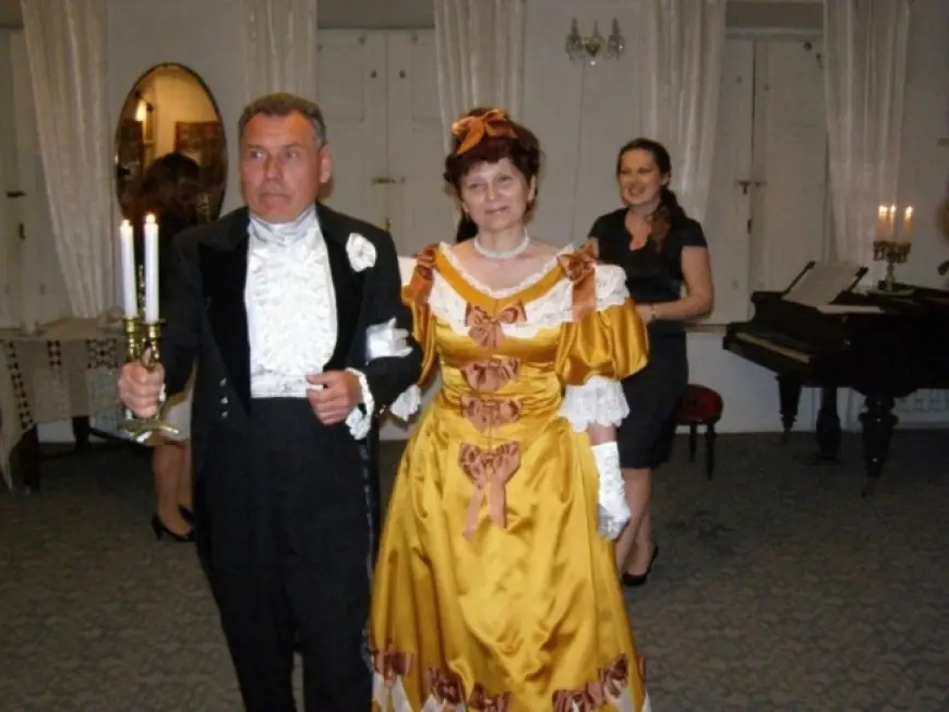 Оправдывая свою историко-культурную дислокацию