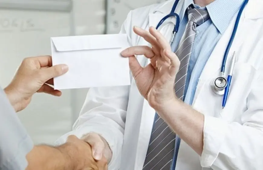 Вимагають гроші за безоплатне лікування: куди скаржитися пацієнтам