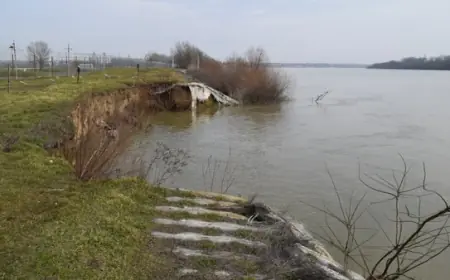 "Стан оцінюється як критичний": на Одещині руйнується захисна дамба та існує ризик прориву