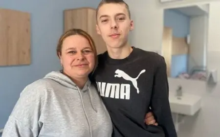 Хірурги провели у Львові надскладну операцію 16-річному підлітку з критичним викривленням хребта