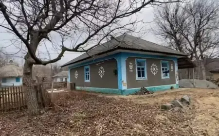 З глини і соломи: як хата без комунікацій в селі на Одещині перетворилась на сучасне житло