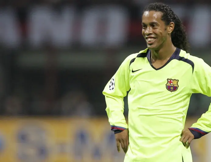 Футбольний маг, велич якого не виміряти статистикою: як Роналдінью став кумиром для цілого покоління фанатів