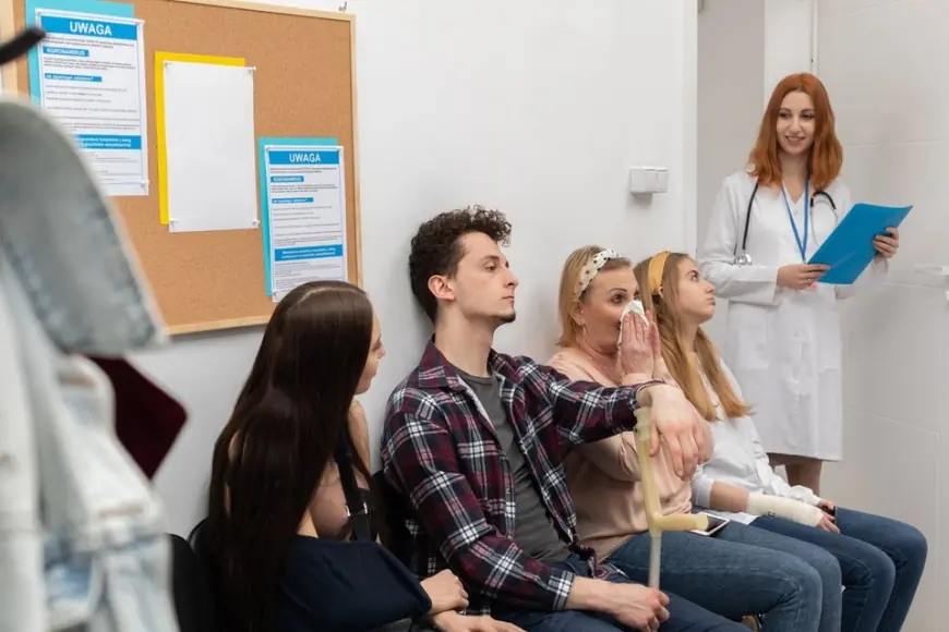 Колишні поліклініки в Україні тепер працюватимуть й у неділю, а пацієнтів прийматимуть максимум за 24 години після звернення