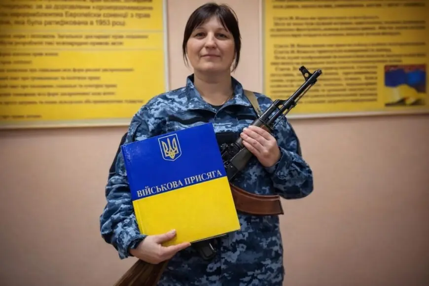 Від лікарняних палат до "янгола в погонах": історія медсестри з Ізмаїльщини