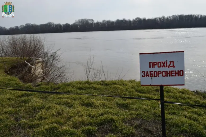 "Стан оцінюється як критичний": на Одещині руйнується захисна дамба та існує ризик прориву
