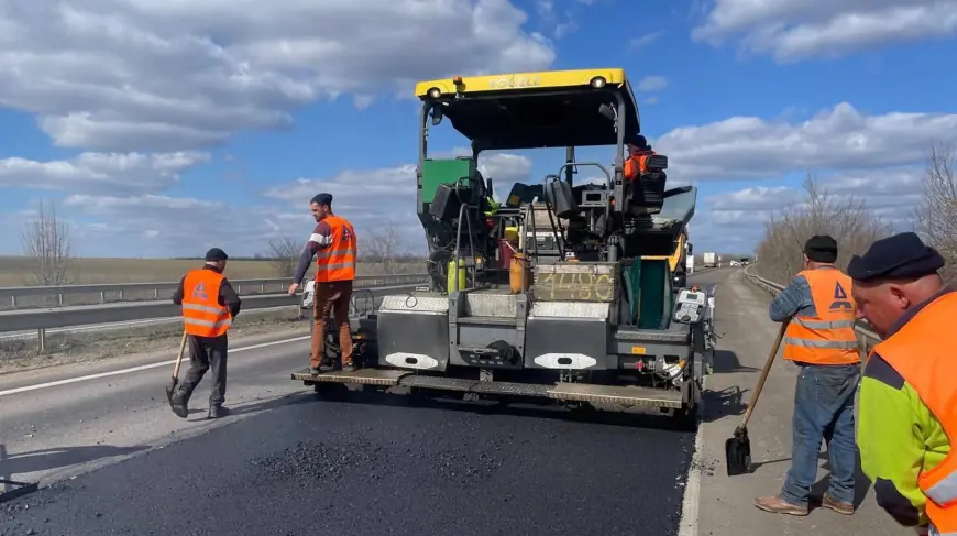 Траса М-05 Київ-Одеса після зими стала однією з найпроблемніших, - Кулеба