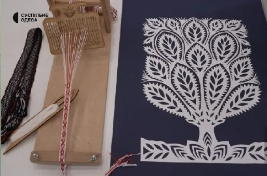 Солом’яний павук, писанки та витинанки: одеська мисткиня щомісяця створює автентичні українські вироби