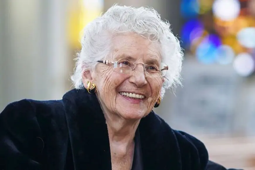 Кріс Дохват - українська іконописиця, кавалерка ордену Андрея Шептицького